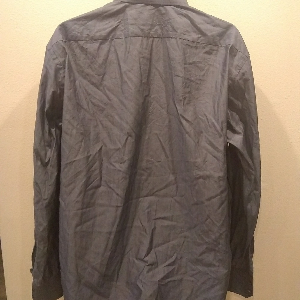 Hugo Boss - Picture 2 of 4